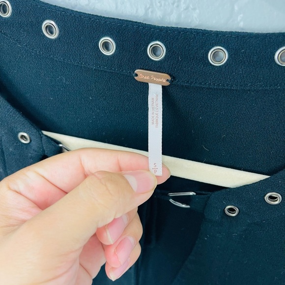 Free People Jump To The Beat Black Bell Sleeve Tie Neck Midi Top - Picture 6 of 7